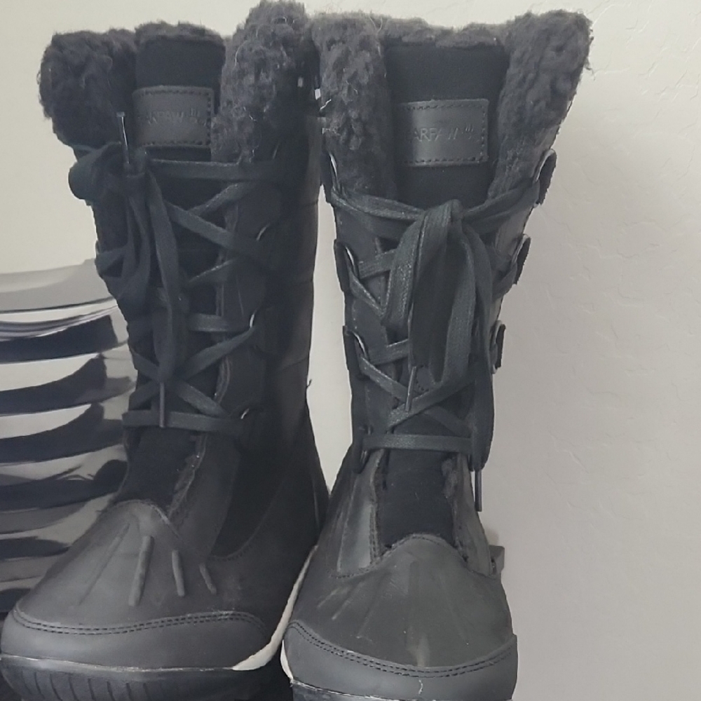 BearPaw Black Lace-Up Winter Boots with Plush Lining